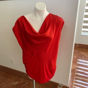 Vince camuto red top , New size M